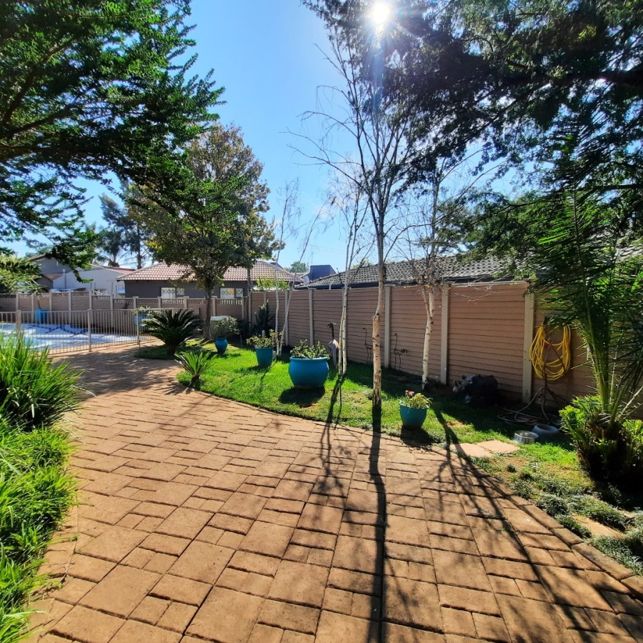 4 Bedroom Property for Sale in Dan Pienaar Free State